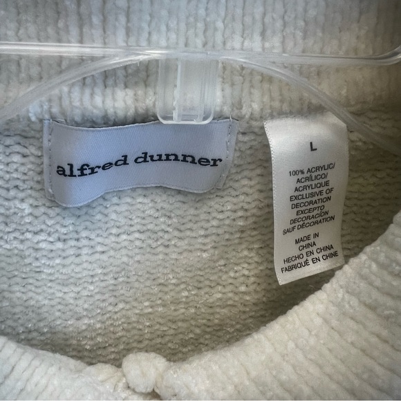 Vintage Alfred Dunner Cream Sweater with Embroidered Details - Picture 2 of 6